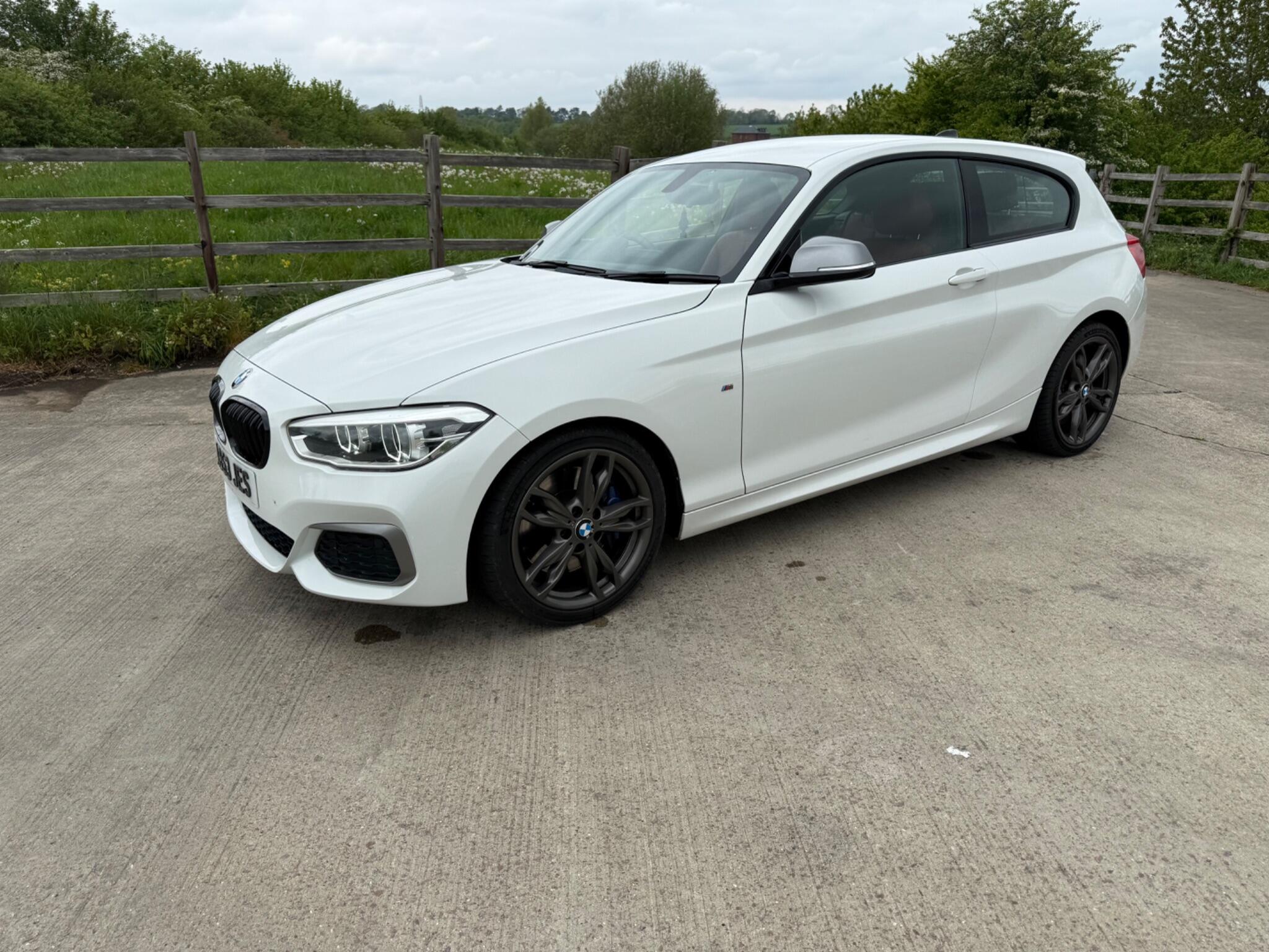 BMW 1 Series 3.0 M135i Euro 6 (s/s) 3dr — photo 56 of 92